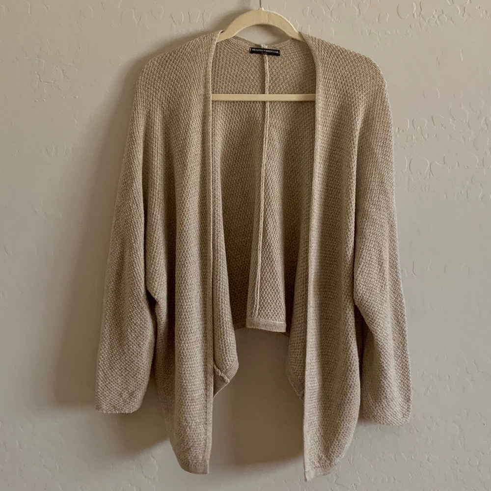 NWOT Brandy Melville Caroline Cardigan